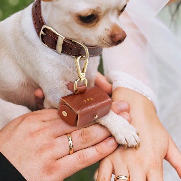 Customized initials wedding ring box for dog collars, wedding ring box for pets, wedding gift for newlyweds/couples🐶