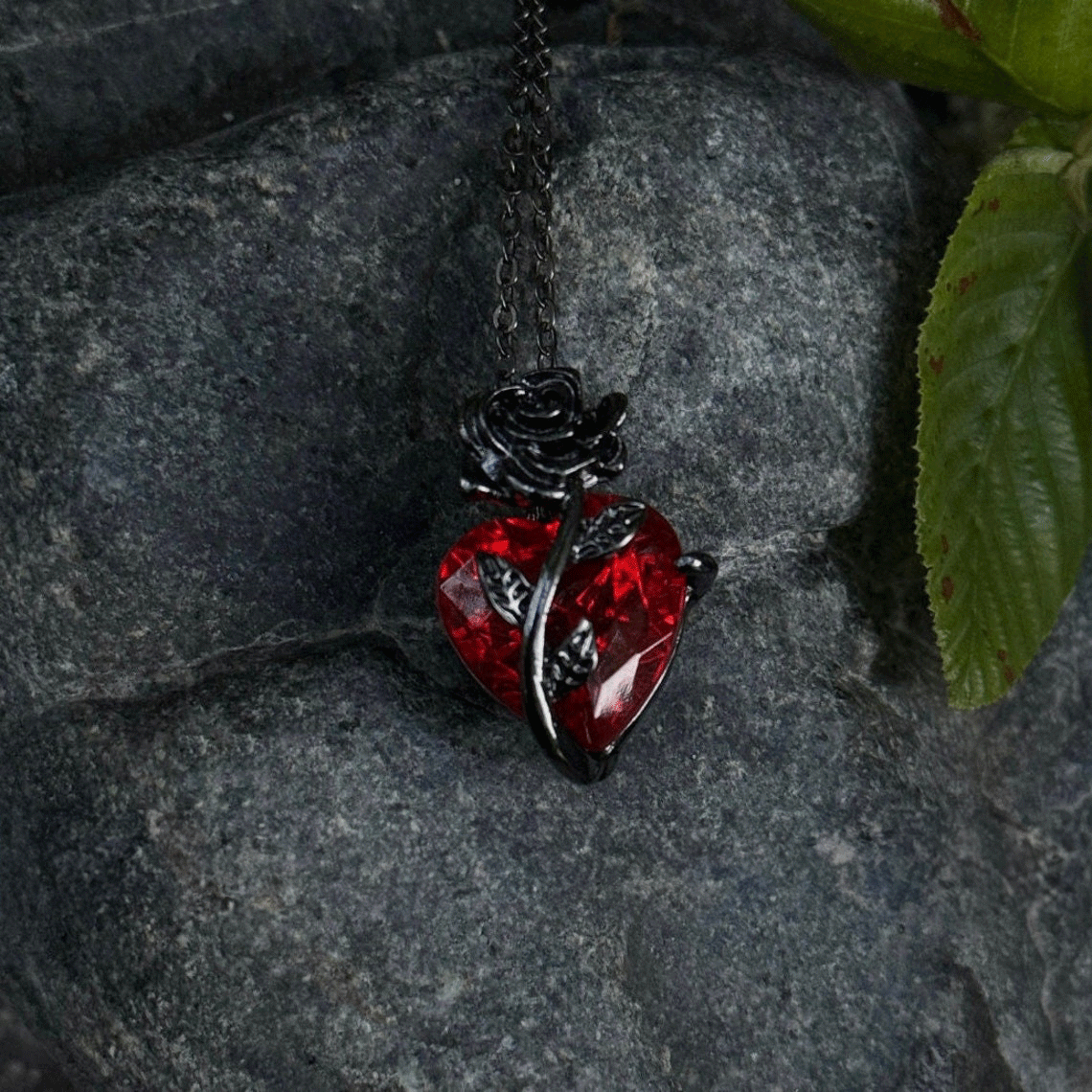 Gothic necklace, affectionate necklace, love rose necklace, entwined flowers, perfect gift, gift for women