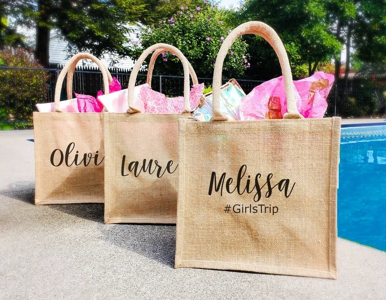 🌟 Personalized Burlap Tote Bag - Perfect for Beach Days, Girls' Trips, and Bridesmaids! 🏖️🎁