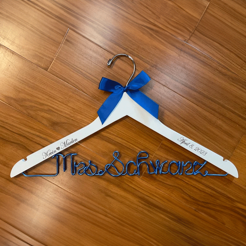 Personalized hangers, wedding and family customization, enjoy a better life