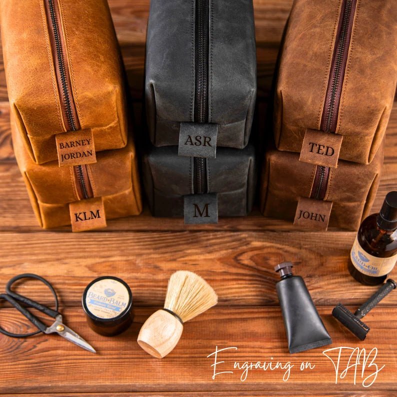 Personalized Men's Leather Toiletry Bag Groomsmen Gifts, Dopp Kit Men's Leather Accessory, Anniversary Gift for Him Graduation Gift for Him - 我的商店