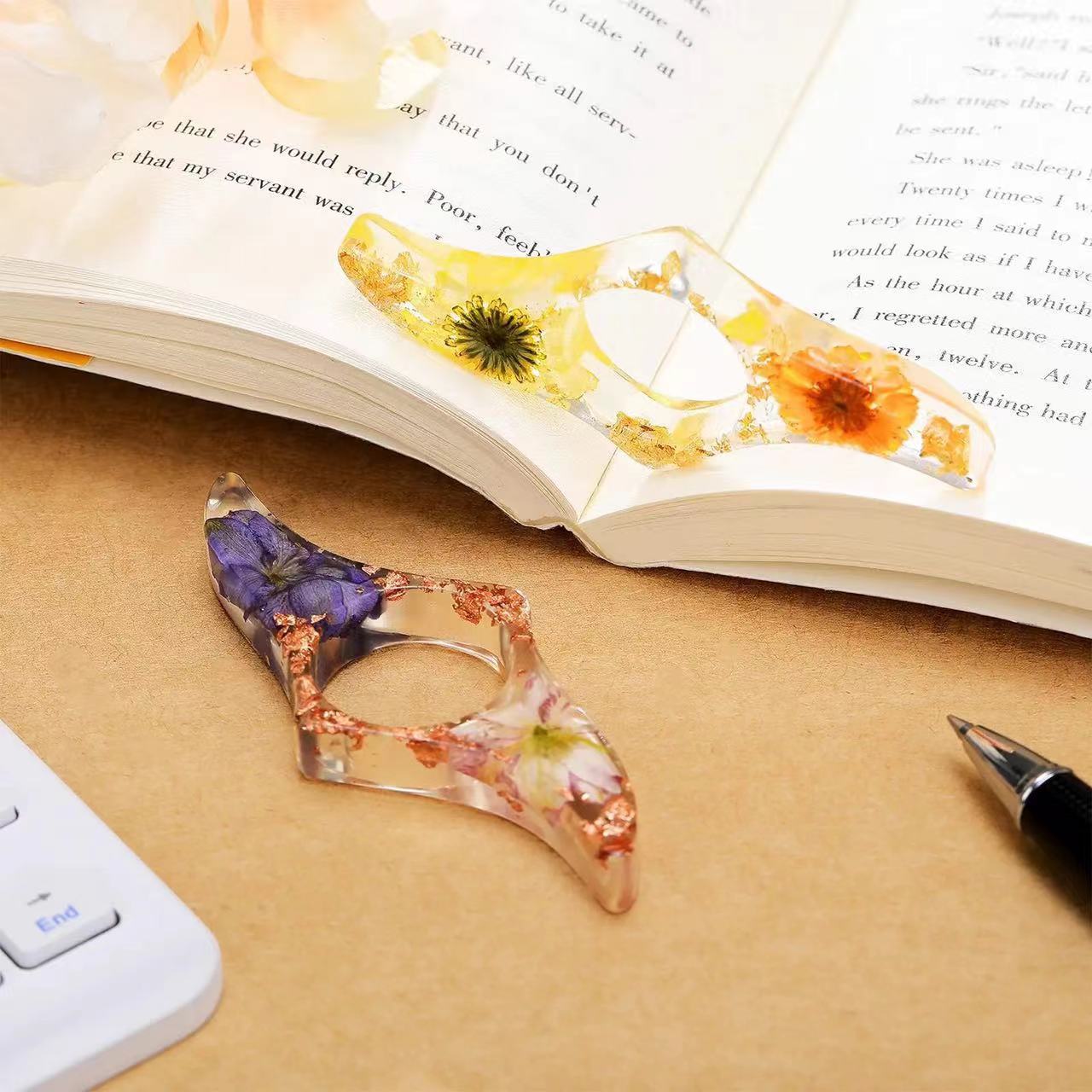 Resin Page Spreader | Book Grip l Book Page Opener