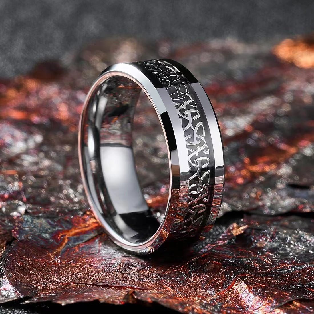 Stylish and Durable Titanium Steel Ring - The Perfect Blend of Modern Elegance